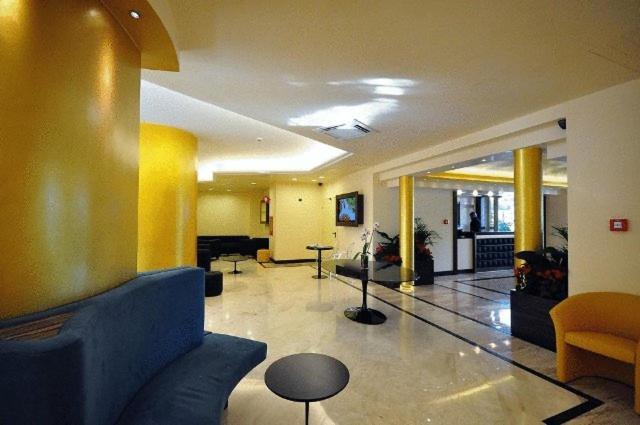 Oc Hotel Lunghezza Esterno foto