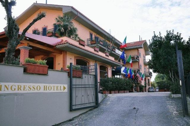 Oc Hotel Lunghezza Esterno foto