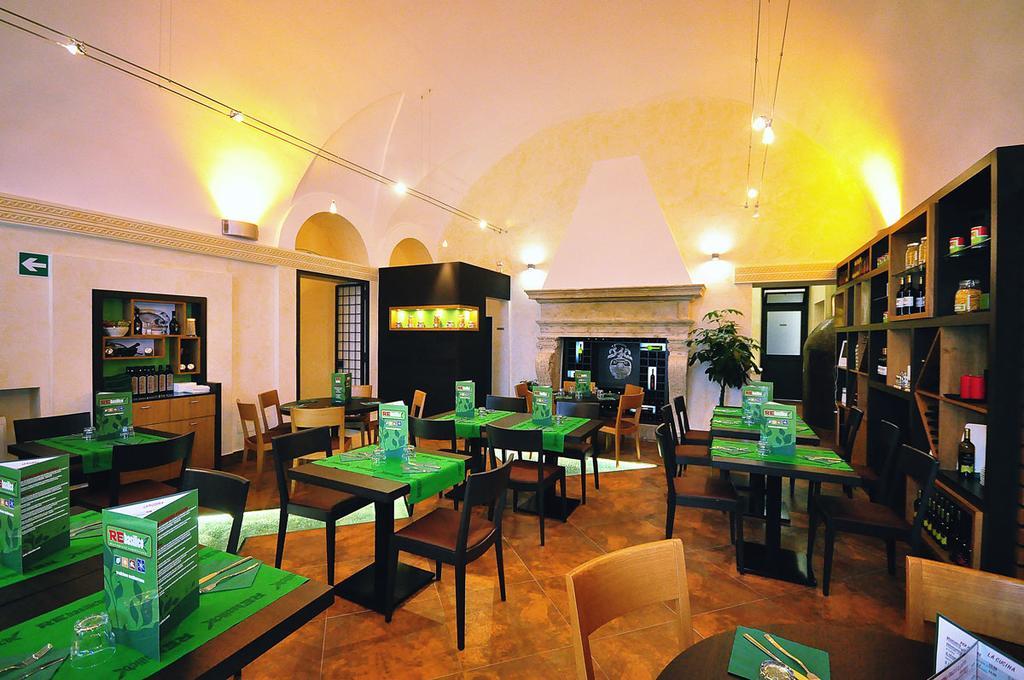 Oc Hotel Lunghezza Esterno foto